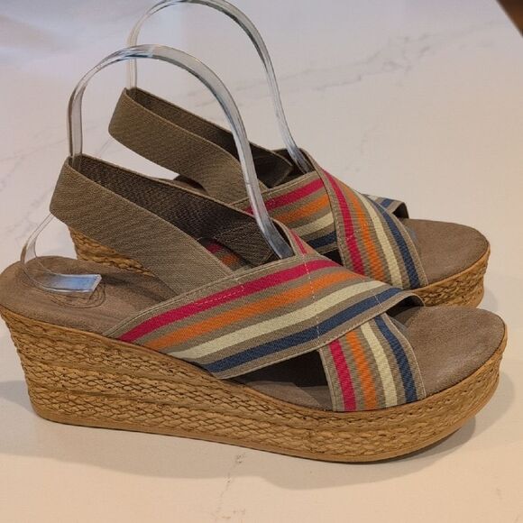 Charleston Shoe Co Colorful Striped Wedge Sandals Size 10 - Picture 1 of 10